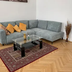  Appartamento Opera