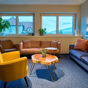 Apartment Charmante Fuer 2 Personen In Zentrumsnaehe X Privater Parkplatz X Hochwertige Coworking-arbeitsplaetze Im Haus Österreich